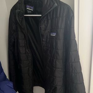 size S womens patagonia puffer jacket